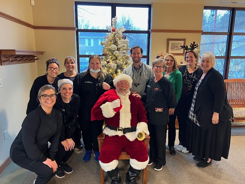 Thomas & Dragonette, DDS